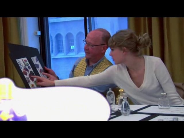 Taylor Swift — Behind the Scenes 2 (Screen Captures) — photo 16