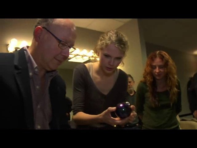 Taylor Swift — Behind the Scenes 2 (Screen Captures) — photo 25