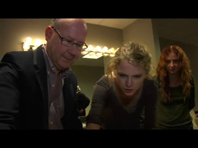 Taylor Swift — Behind the Scenes 2 (Screen Captures) — photo 27
