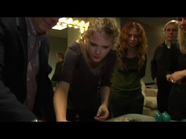 Taylor Swift — Behind the Scenes 2 (Screen Captures) — photo 28