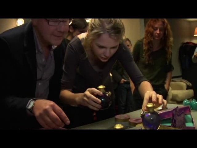 Taylor Swift — Behind the Scenes 2 (Screen Captures) — photo 33