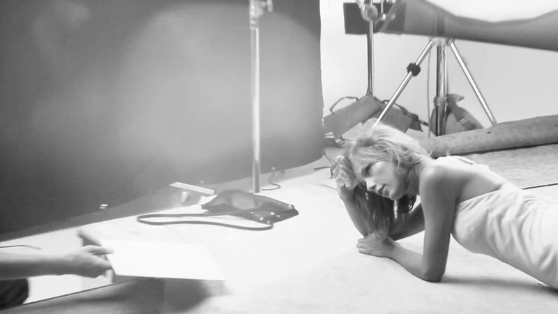 Taylor Swift — Behind the Scenes (Screen Captures) — photo 4