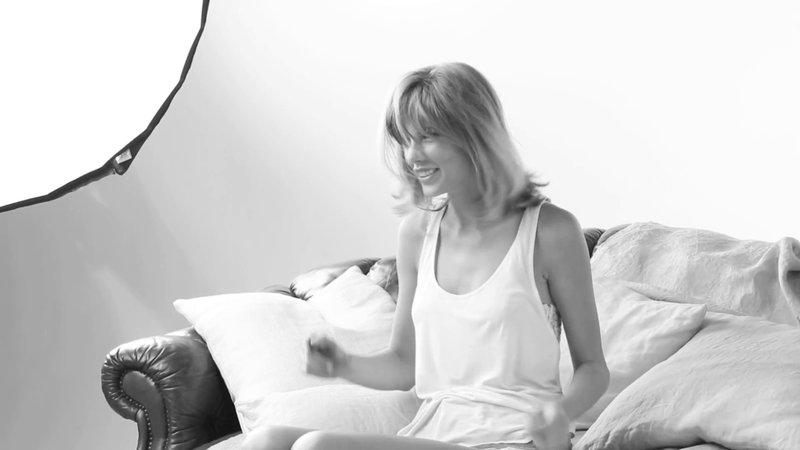 Taylor Swift — Behind the Scenes (Screen Captures) — photo 14