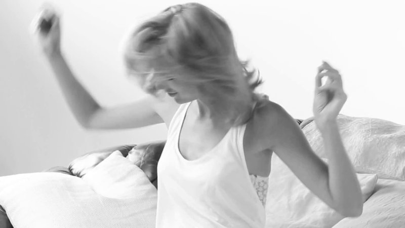 Taylor Swift — Behind the Scenes (Screen Captures) — photo 55