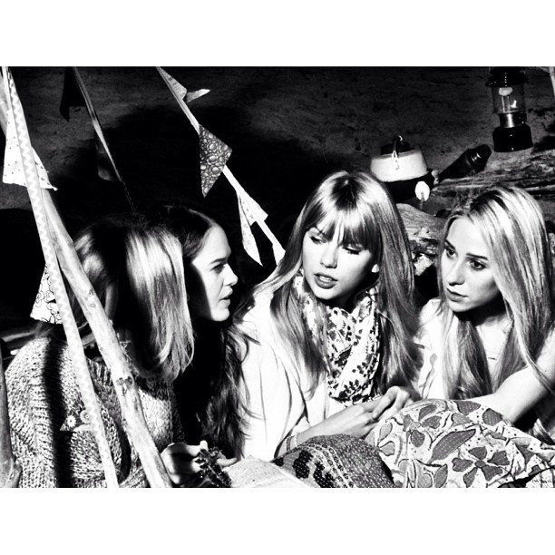 Taylor Swift — Behind the Scenes — photo 30