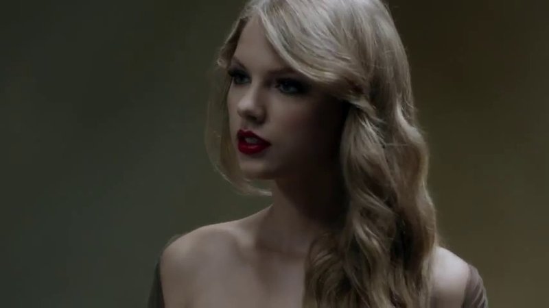 Taylor Swift — Commercial #2 — photo 1