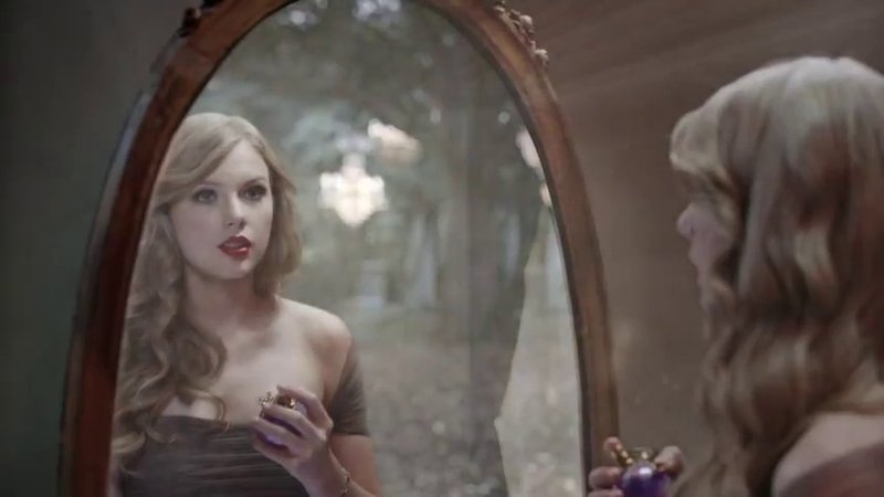 Taylor Swift — Commercial #2 — photo 17