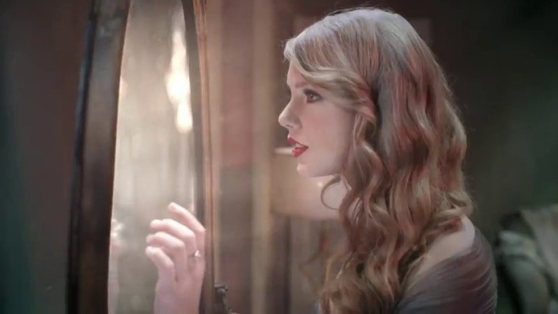 Taylor Swift — Commercial #2 — photo 18