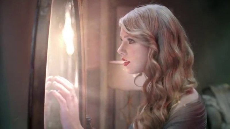 Taylor Swift — Commercial #2 — photo 20