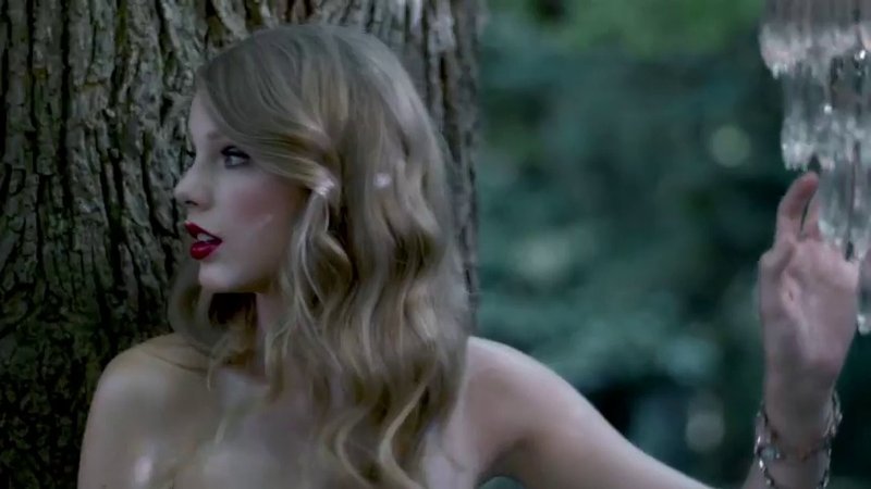 Taylor Swift — Commercial #2 — photo 32