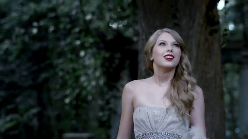 Taylor Swift — Commercial #2 — photo 35