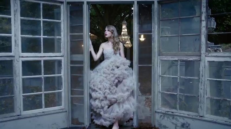 Taylor Swift — Commercial #2 — photo 39