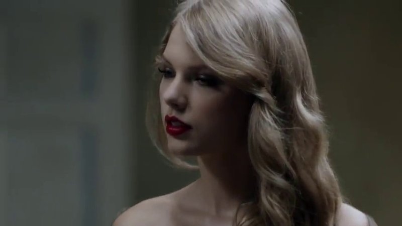 Taylor Swift — Commercial #3 — photo 2