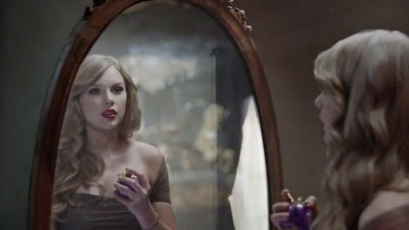 Taylor Swift — Commercial #3 — photo 8