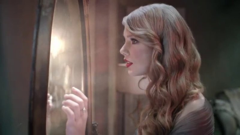 Taylor Swift — Commercial #3 — photo 9