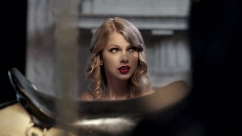 Taylor Swift — Commercial #3 — photo 18