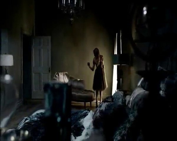 Taylor Swift — Commercial (Full Version) — photo 8