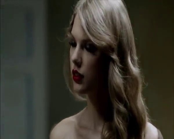 Taylor Swift — Commercial (Full Version) — photo 18