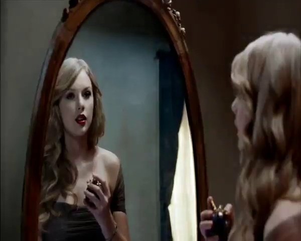 Taylor Swift — Commercial (Full Version) — photo 30