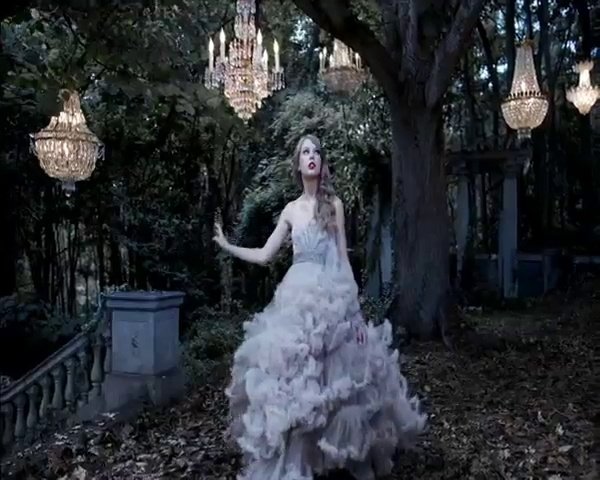Taylor Swift — Commercial (Full Version) — photo 34