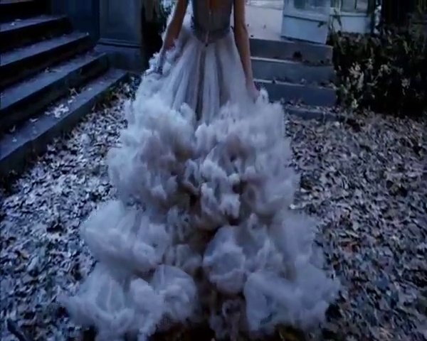 Taylor Swift — Commercial (Full Version) — photo 43