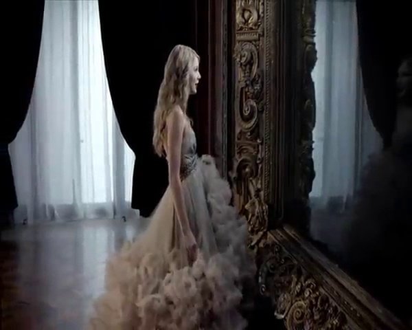 Taylor Swift — Commercial (Full Version) — photo 72