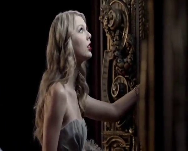 Taylor Swift — Commercial (Full Version) — photo 74