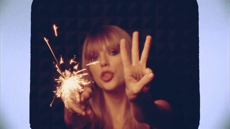 Taylor Swift — Commercial — photo 1