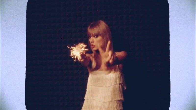 Taylor Swift — Commercial — photo 3