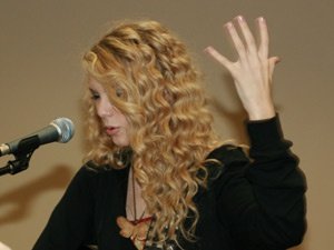 Taylor Swift — 93Q Press Conference — photo 10