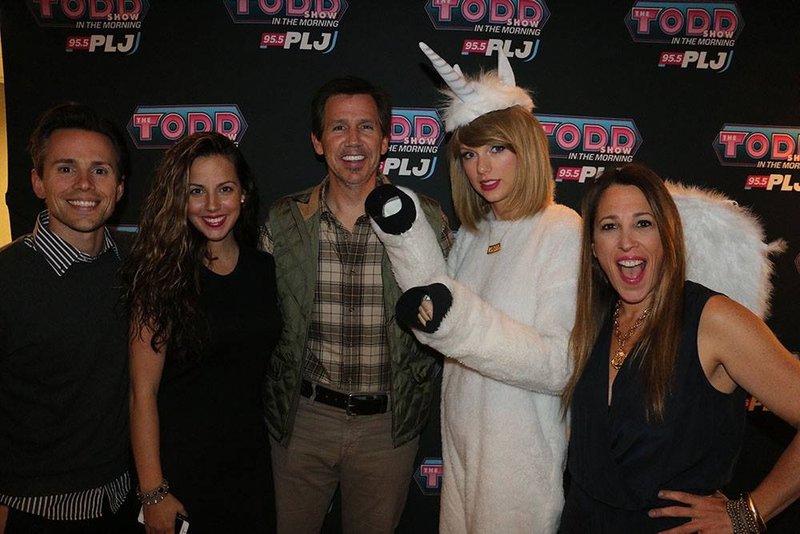 Taylor Swift — 95.5 PLJ (October 31, 2014) — photo 2