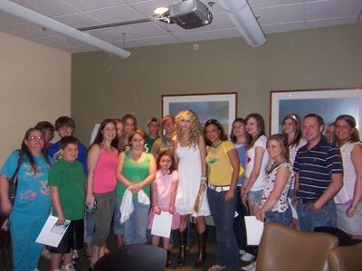 Taylor Swift — at WIL 92.3 studio — photo 2
