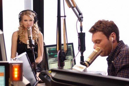 Taylor Swift — On Air With Ryan Seacrest — photo 8