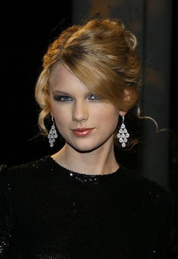 Taylor Swift — Radio Disney — photo 232
