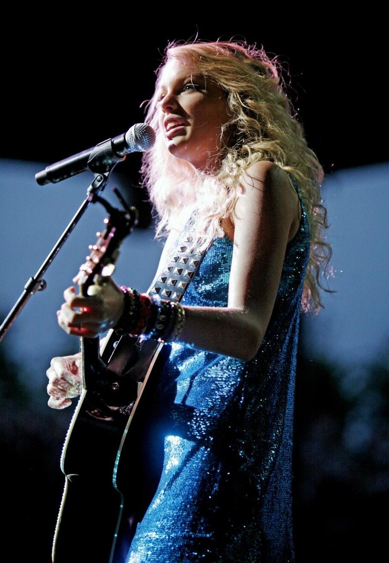Taylor Swift — Radio Disney — photo 353