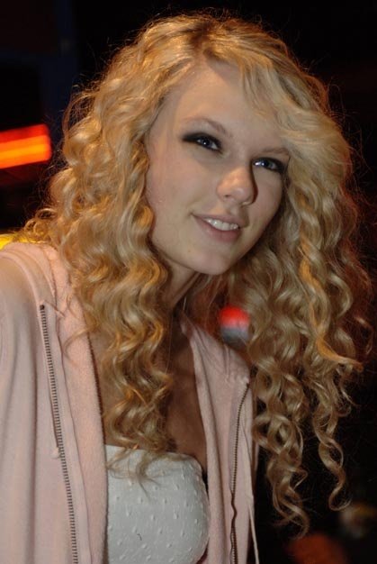 Taylor Swift — Radio Disney — photo 384