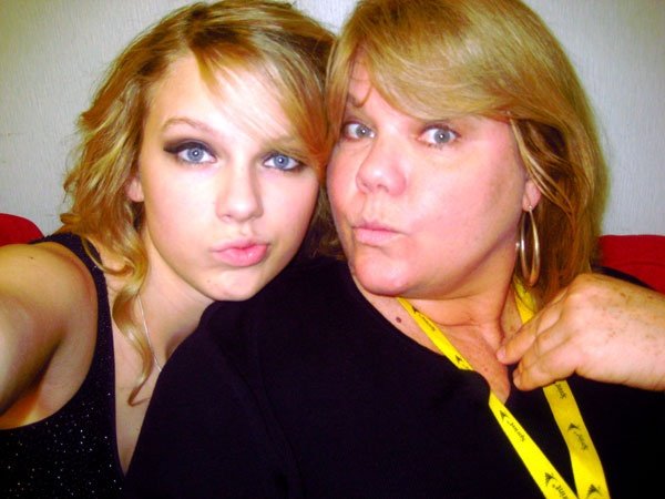 Taylor Swift — Radio Disney — photo 504