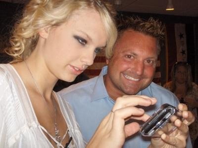 Taylor Swift — Taylor on the Dr Don Show — photo 3