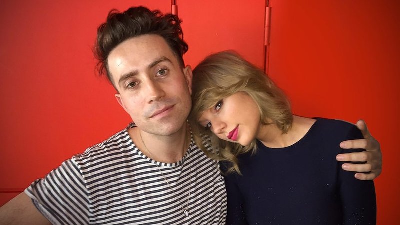 The Radio 1 Breakfast Show with Nick Grimshaw (February 24, 2015)