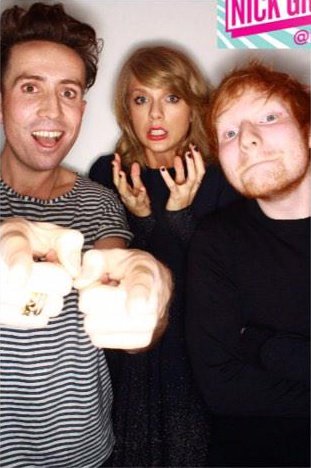 Taylor Swift — The Radio 1 Breakfast Show with Nick Grimshaw (February 24, 2015) — photo 4
