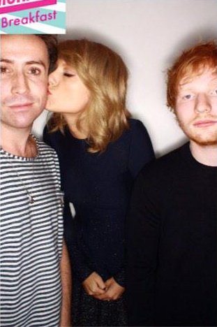 Taylor Swift — The Radio 1 Breakfast Show with Nick Grimshaw (February 24, 2015) — photo 5
