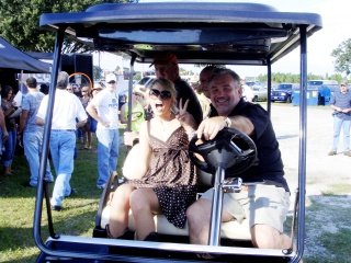 Taylor Swift — WQYK's Tailgate Party — photo 14