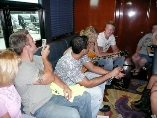 Taylor Swift — WQYK's Tailgate Party — photo 18