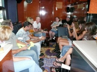 Taylor Swift — WQYK's Tailgate Party — photo 19