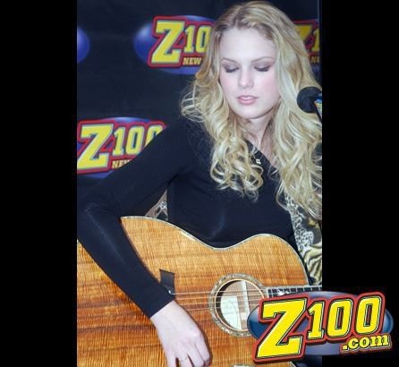 Taylor Swift — Z100 studio: Live Chat — photo 85