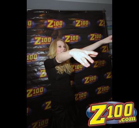 Taylor Swift — Z100 studio: Live Chat — photo 282
